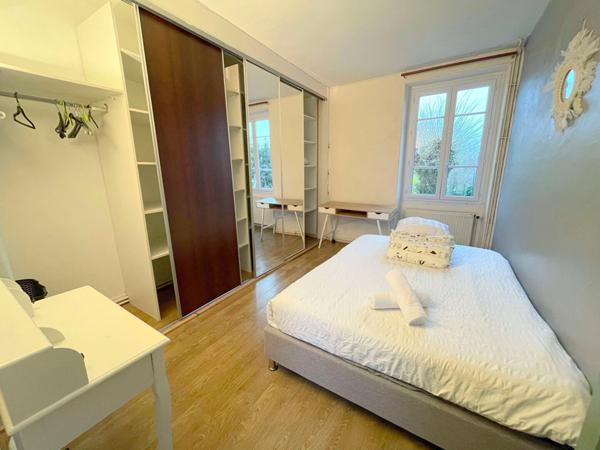 SUD DE CHAUMONT EN VEXIN village recherché à moins de 30 minutes de CERGY-PONTOISE maison en pierre de 125 m² / 5 chambres dont une suite parentale / garage + cave sur 345 m² de terrain