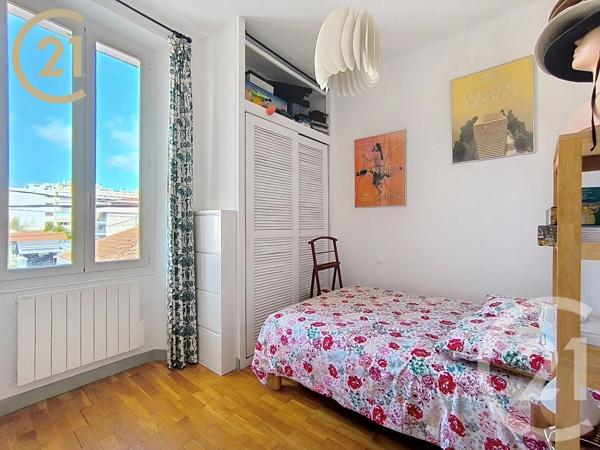 Appartement T3 à vendre  3 pièces - 46,01 m 2   LE CANNET  - 06