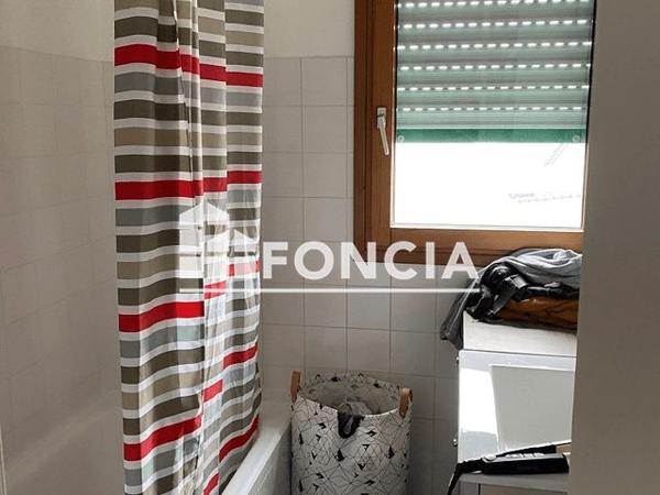 Location Appartement 2 pièces 45.22 m² - 5 PL DE LOCRONAN Quimper 29000