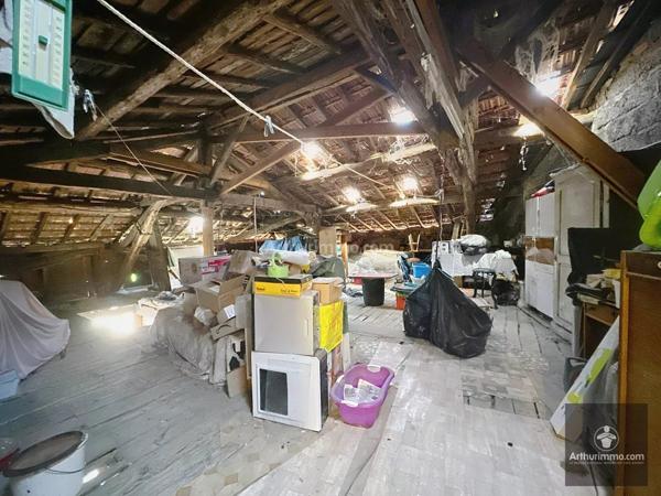 Vente Immeuble 10 pièces 185 m2 à Charlieu