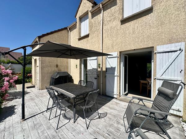 Maison Carrieres Sous Poissy 7 pièce(s) €399 900 ** - Référence 8963