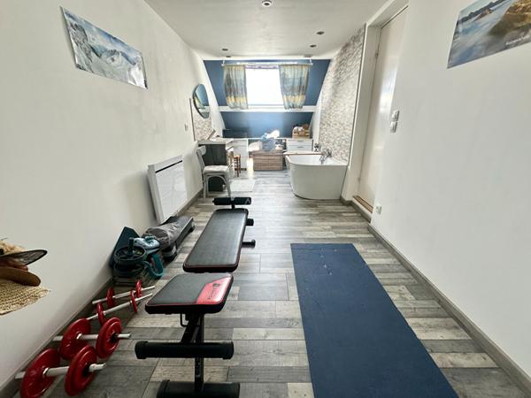 Maison Carrieres Sous Poissy 7 pièce(s) €399 900 ** - Référence 8963