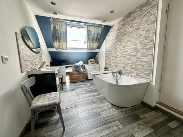 Maison Carrieres Sous Poissy 7 pièce(s) €399 900 ** - Référence 8963