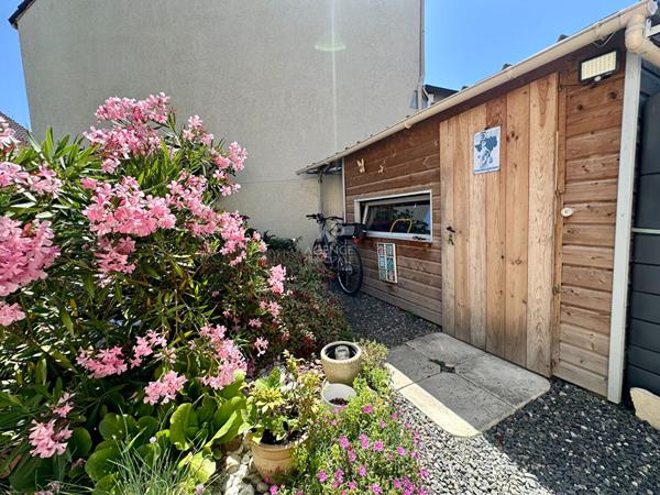 Maison Carrieres Sous Poissy 7 pièce(s) €399 900 ** - Référence 8963