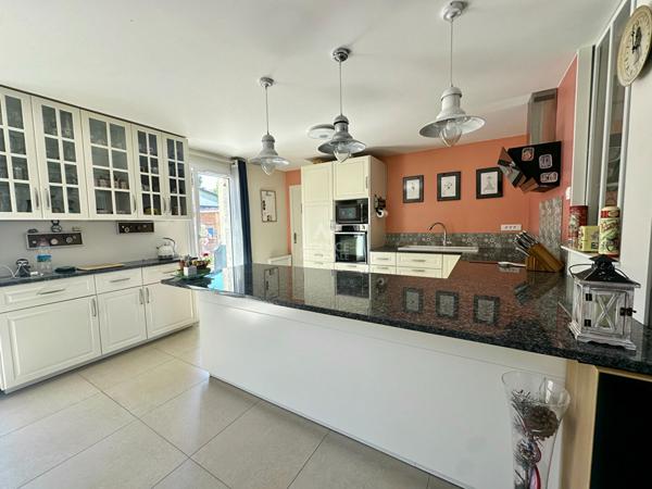 Maison Carrieres Sous Poissy 7 pièce(s) €399 900 ** - Référence 8963