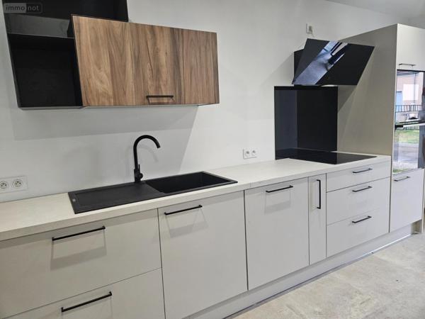 Maison individuelle à louer à Sauvigny-le-Bois dans l'Yonne (89200), ref : MAISON AVEC DEPENDANCES A LOUER SAUVIGNY LE BOIS   
Montjalin