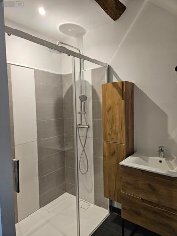 Maison individuelle à louer à Sauvigny-le-Bois dans l'Yonne (89200), ref : MAISON AVEC DEPENDANCES A LOUER SAUVIGNY LE BOIS   
Montjalin