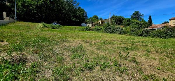 Terrain 643 m2