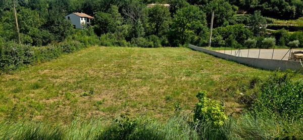 Terrain 643 m2