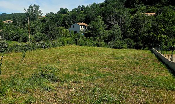 Terrain 643 m2