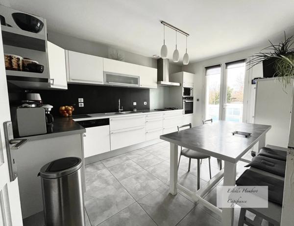 Maison 7 pièces LA JARRIE