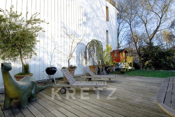 Maison d'architecte les pieds dans l'eau à 5 min du centre de Paris
