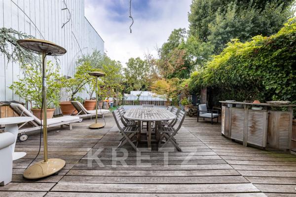 Maison d'architecte les pieds dans l'eau à 5 min du centre de Paris