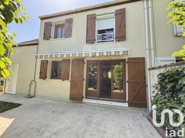Maison 4 pièces de 74 m² à Boissy-sous-Saint-Yon (91790)