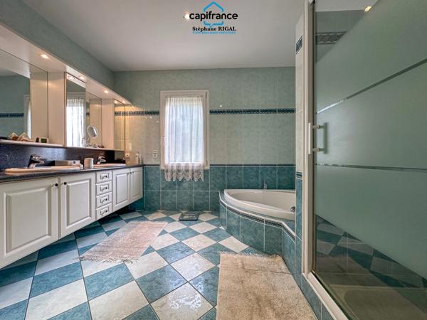 Propriete à vendre 6 pièces PENNE D'AGENAIS (47) Maison de 175m2 habitables + sous-sol sur 5245m2 de terrain