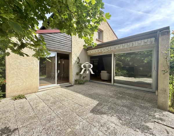 Vente Maison à Pont du chateau - 7 pièces, 177 m² | Raymond immobilier
