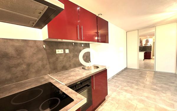 Appartement à louer    2 pièces •  Villeneuve-Saint-Germain