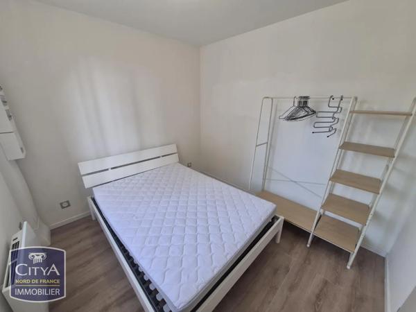 Appartement à louer 2 pièces 25.25m² Sin-le-Noble (59450)