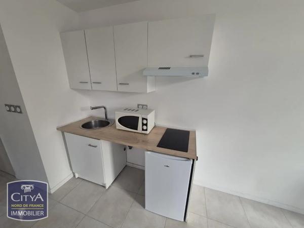 Appartement à louer 2 pièces 25.25m² Sin-le-Noble (59450)