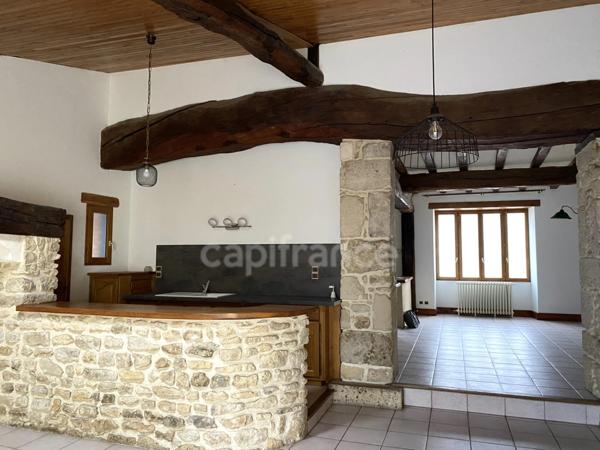 Dpt Deux Sèvres (79), à vendre AIRVAULT maison P7 de 154 m² - Terrain de 565,00 m²