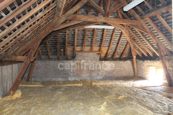 Dpt Deux Sèvres (79), à vendre AIRVAULT maison P7 de 154 m² - Terrain de 565,00 m²