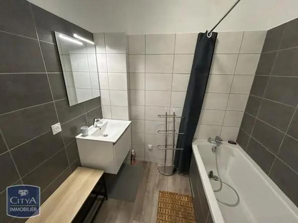 Maison à louer 6 pièces 188.68m² Montierchaume (36130)