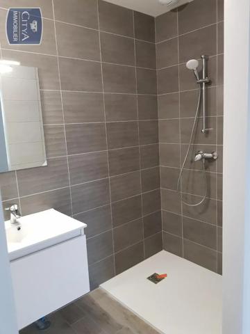 Maison à louer 6 pièces 188.68m² Montierchaume (36130)