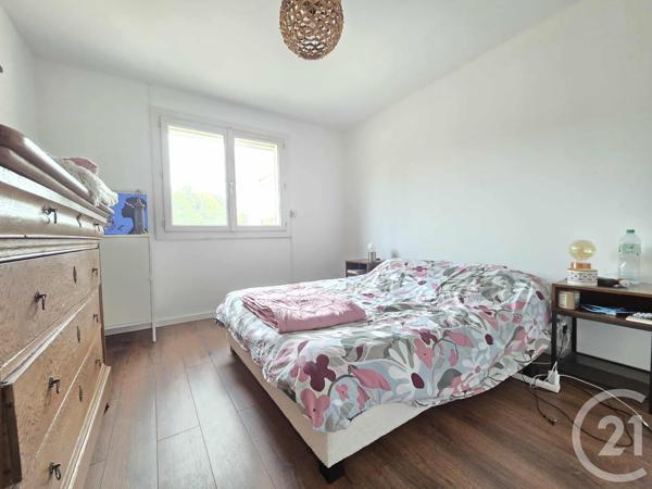 Appartement T4 à vendre  4 pièces - 82,59 m2 TOULON - 83