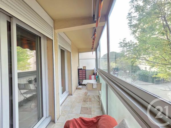 Appartement T4 à vendre  4 pièces - 82,59 m2 TOULON - 83