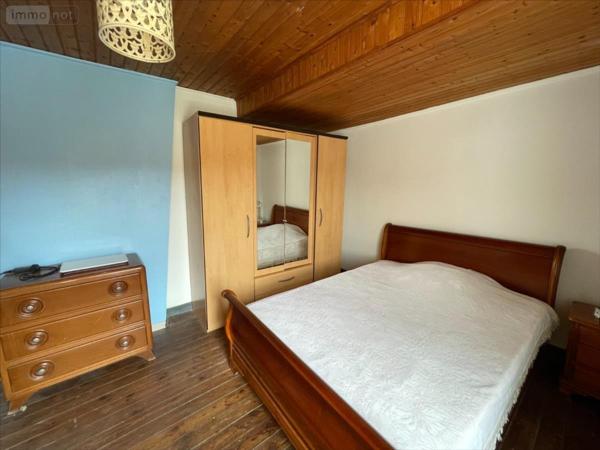 Maison de ville à vendre à Marans en Charente-Maritime (17230), ref : LE 373