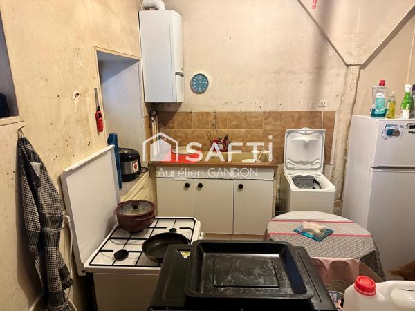 Immeuble avec grange