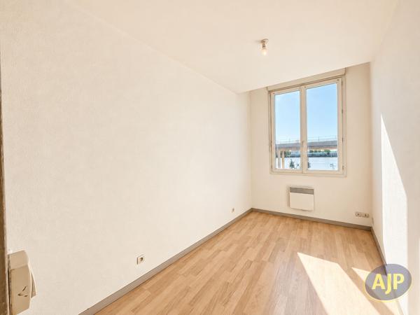 Appartement à vendre Bordeaux - 2 pièces, 32m² avec 1 chambre(s) à 173 250€ - AJP Immobilier Bordeaux Chartrons