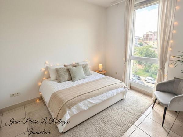 Appartement Istres 4 chambres avec garage et parking