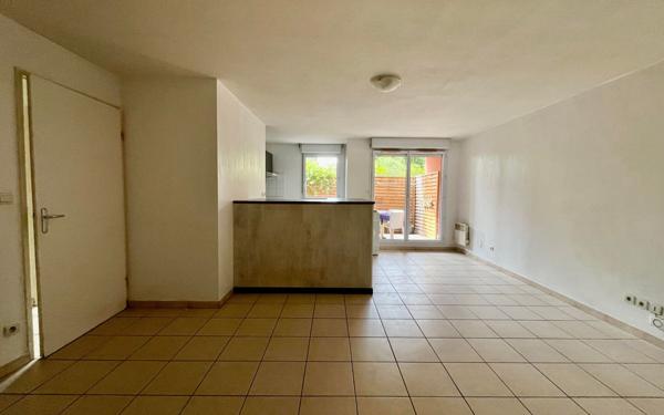 Appartement à vendre    2 pièces • 45,80 m2 Marseille 14
