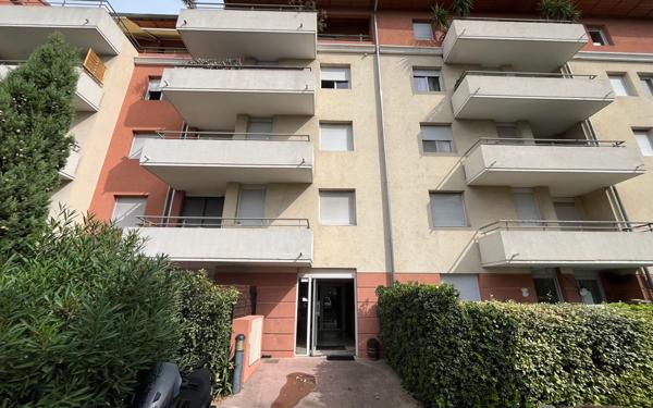 Appartement à vendre    2 pièces • 45,80 m2 Marseille 14