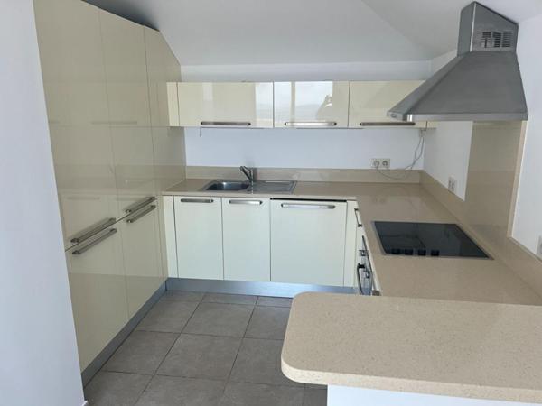 Magnifique T4 duplex de 71 m² avec terrasse et vue panoramique exceptionnelle de 34 m²