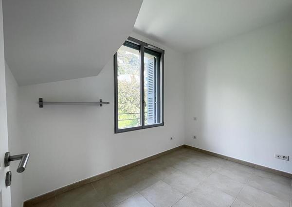 Magnifique T4  en duplex de 71 m² avec terrasse et vue panoramique exceptionnelle de 34 m²