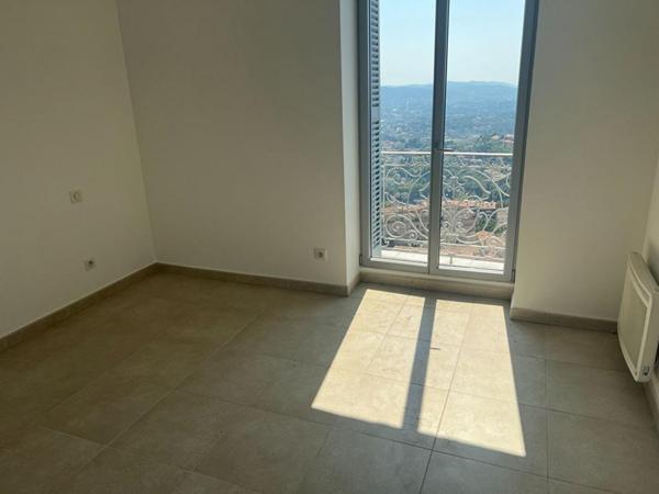 Magnifique T4 duplex de 71 m² avec terrasse et vue panoramique exceptionnelle de 34 m²