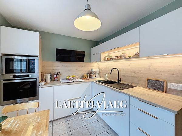 Erstein (67150) APPARTEMENT - 3 PIECES - BALCON - GARAGE - CAVE - TRAVERSANT