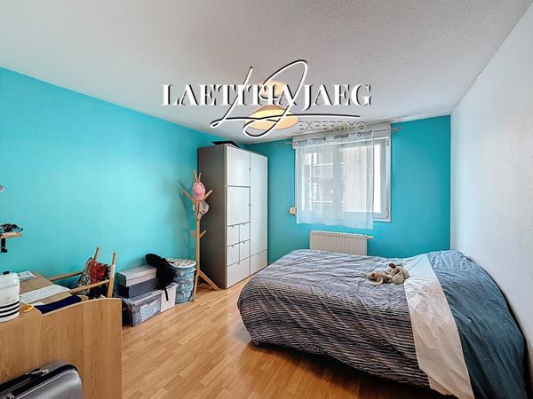 Erstein (67150) APPARTEMENT - 3 PIECES - BALCON - GARAGE - CAVE - TRAVERSANT