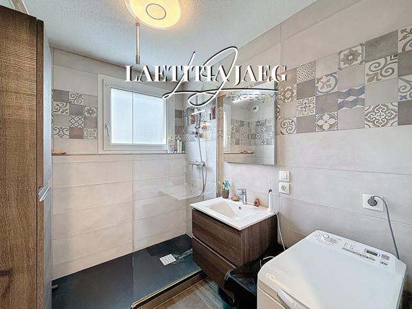 Erstein (67150) APPARTEMENT - 3 PIECES - BALCON - GARAGE - CAVE - TRAVERSANT