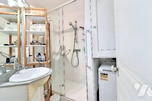 Appartement 3 pièces - Paris 16e - Rue Raynouard / Passy - 50,63 m² Carrez