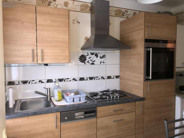 Appartement à vendre à Châlons-en-Champagne dans la Marne (51000), ref : 51084-1227