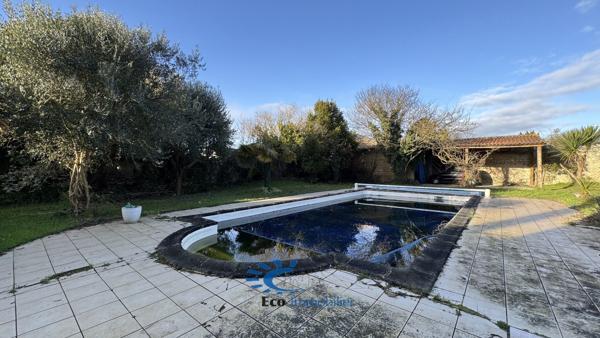 MAISON CHARENTAISE 180 M² JARDIN PISCINE