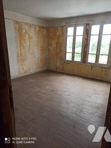 Nouveauté ! Maison d'habitation proche centre bourg à rénover 