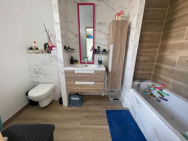 Maison de 2024, à Ferrières, à deux pas des commerces !,  
Ferrieres 17170