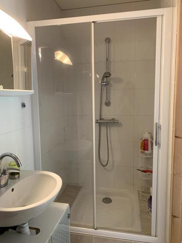 Jolie maison avec grand garage au calme