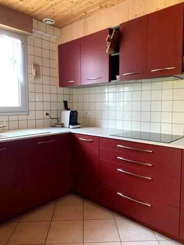 Jolie maison avec grand garage au calme