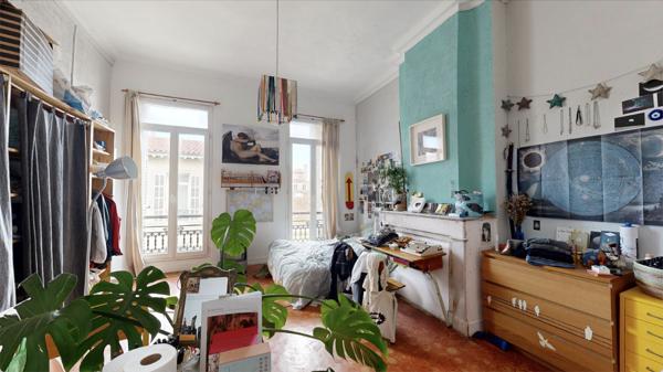 Marseille (13006) Immeuble ancien en pleine propriété VAUBAN