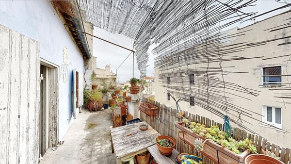 Marseille (13006) Immeuble ancien en pleine propriété VAUBAN